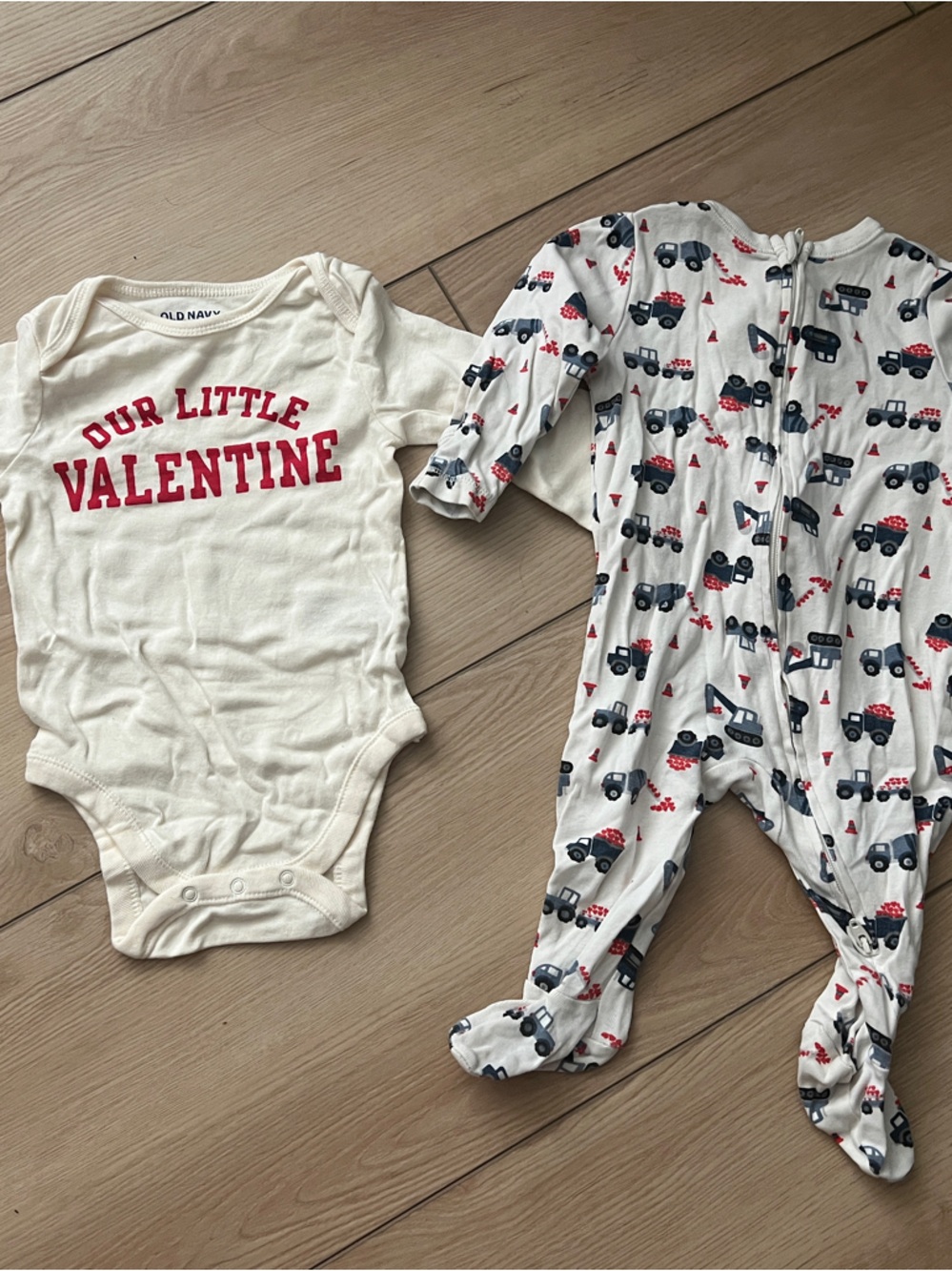 Old Navy Valentine Bundle 6-9M and 6-12M